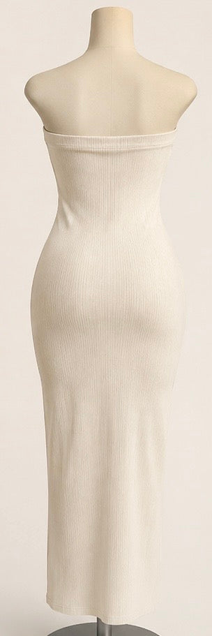 ÉLANA LUMIÈRE Strapless Midi Dress